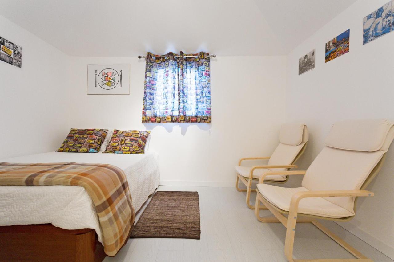 Alfama Apartments & Studios Lisbona Esterno foto